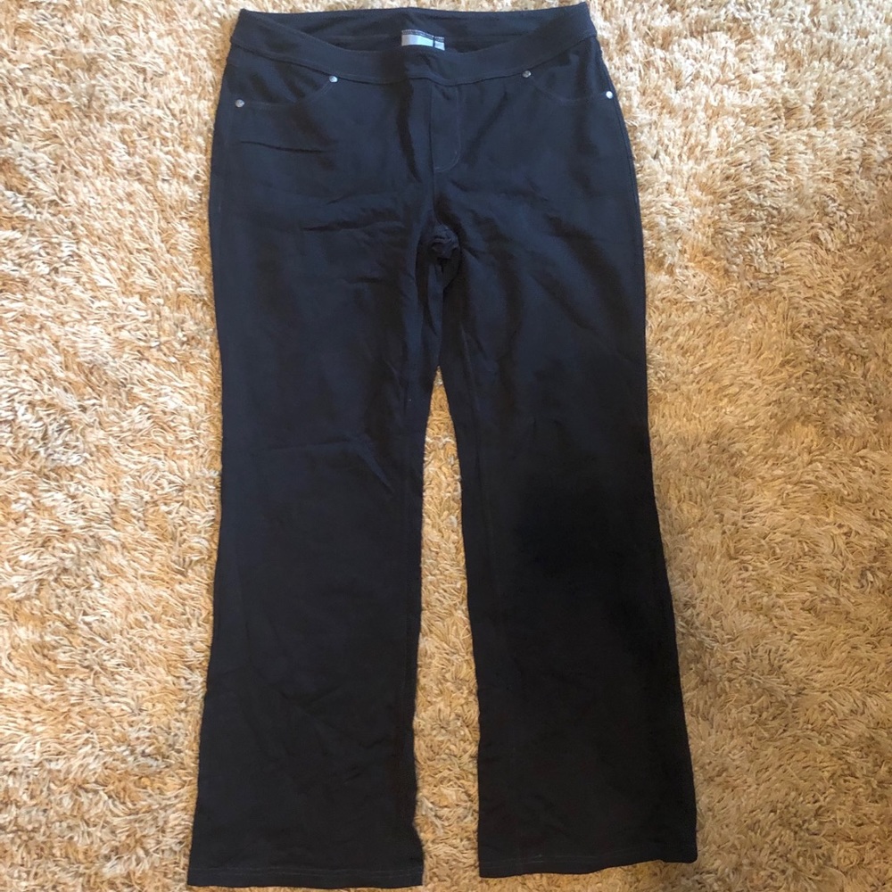 Athleta black straight leg pant